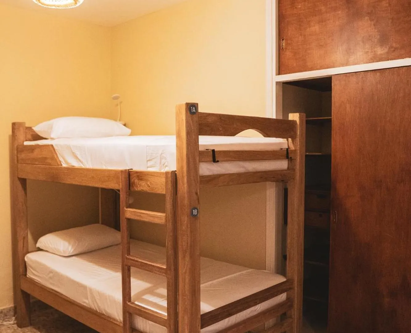 Lucca Hostel Medellín Colombia