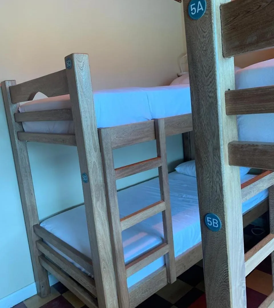 Lucca Hostel Medellín Penzion
