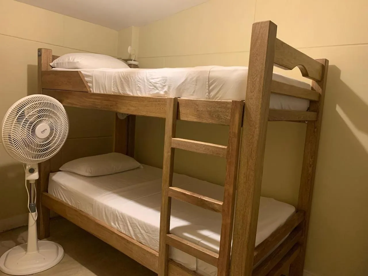 Lucca Hostel Μεντεγίν 0*,  Κολομβία