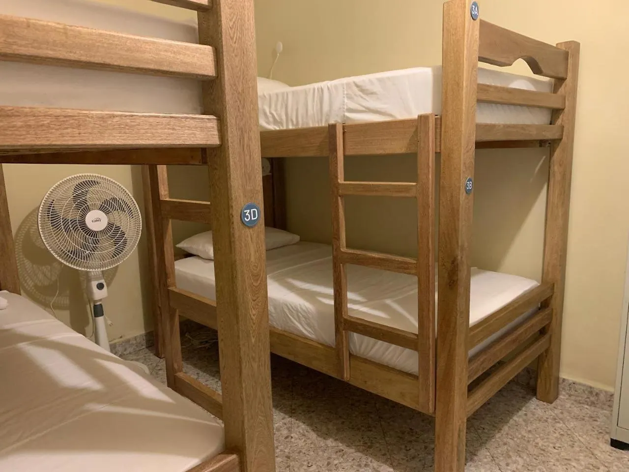 Lucca Hostel Μεντεγίν 0*,  Κολομβία