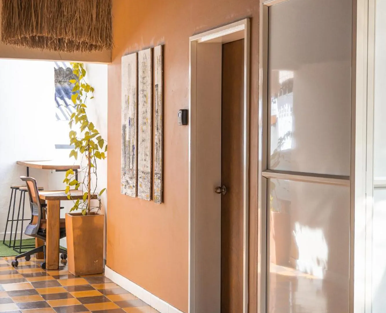 Guest house Lucca Hostel Medellin Colombia