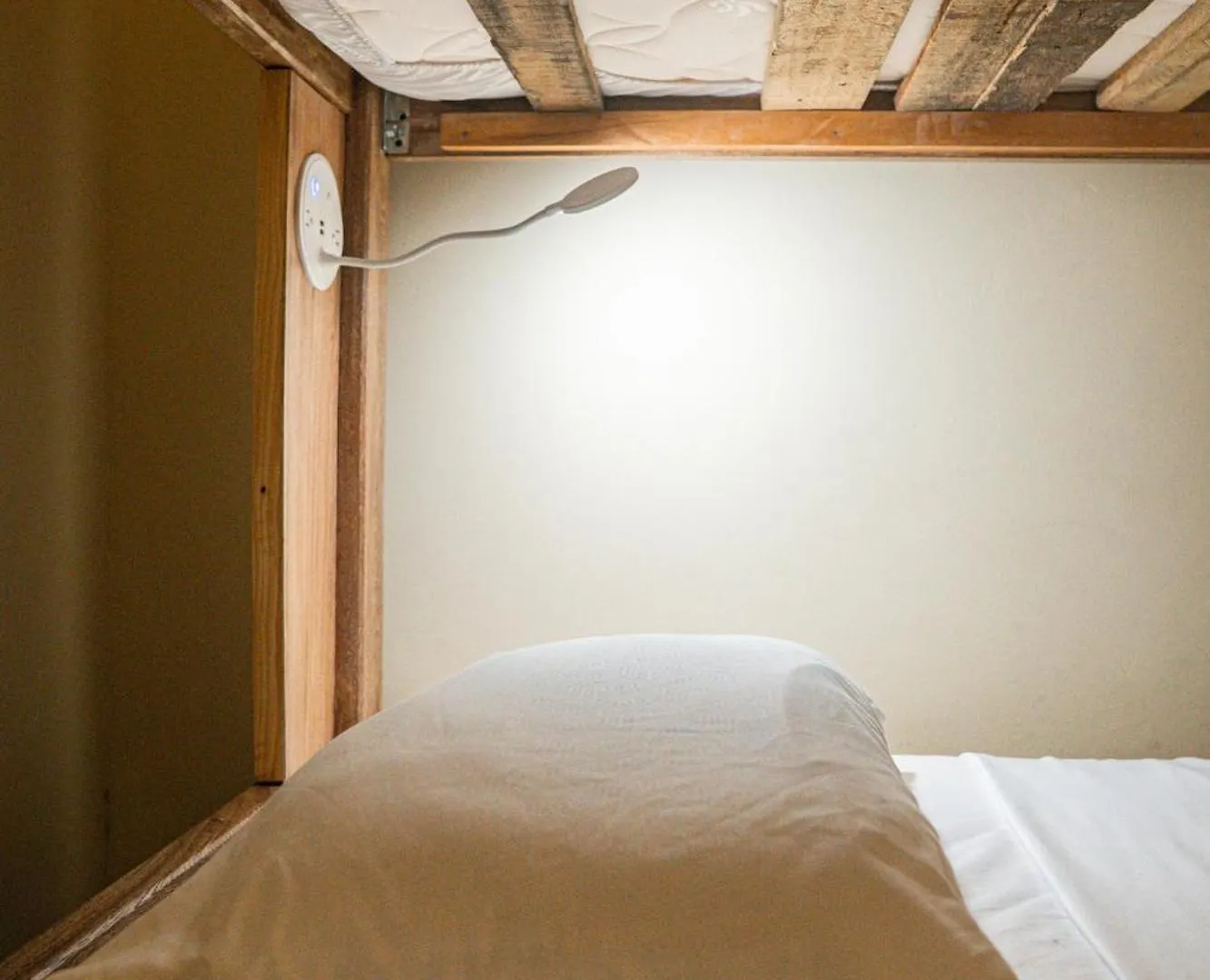 Lucca Hostel Medellin Guest house